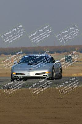 media/Nov-12-2022-GTA Finals Buttonwillow (Sat) [[f6daed5954]]/Group 4/Session 1 (Sweeper)/